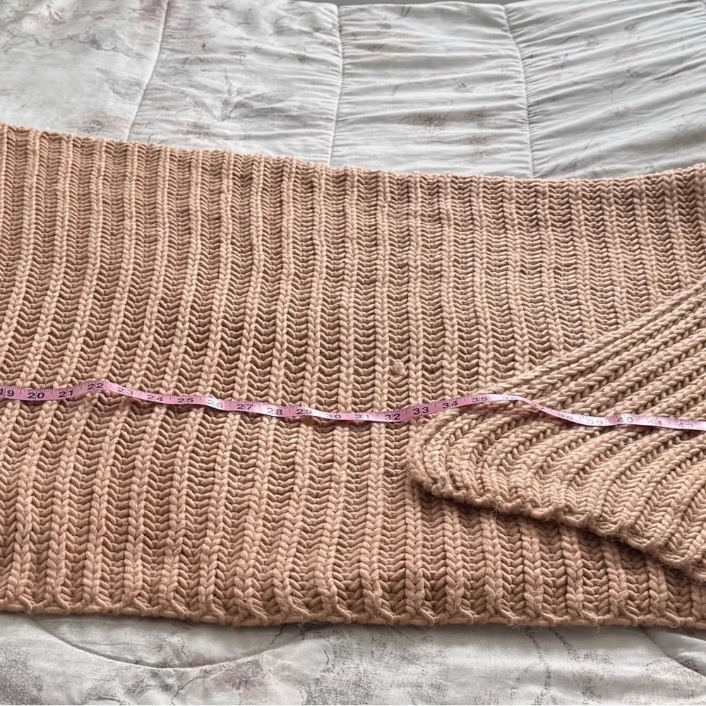 Lot of beanie hat and shawl scarf beige and grey, size 60”x60” acrylic winter